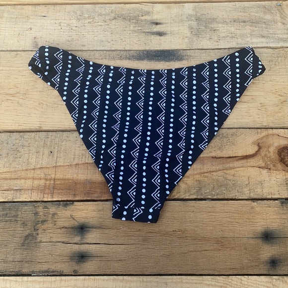 Cupshe Swim Nwt Tropical Heat Cupshe Black And White Bikini Bottoms